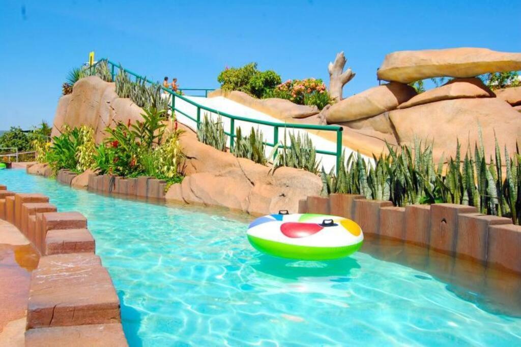 Piazza Diroma Acqua Park, Requinte E Diversao كلدس نوفاس المظهر الخارجي الصورة