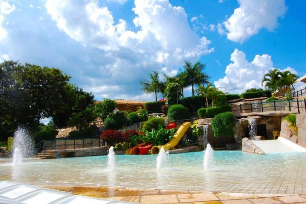 Piazza Diroma Acqua Park, Requinte E Diversao كلدس نوفاس المظهر الخارجي الصورة